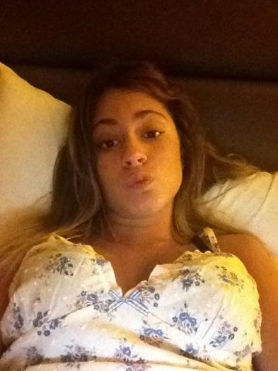 eV8E492d7n0 - Martina Stoessel