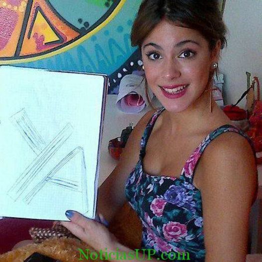 Martina-Stoessel-Twitter - Martina Stoessel