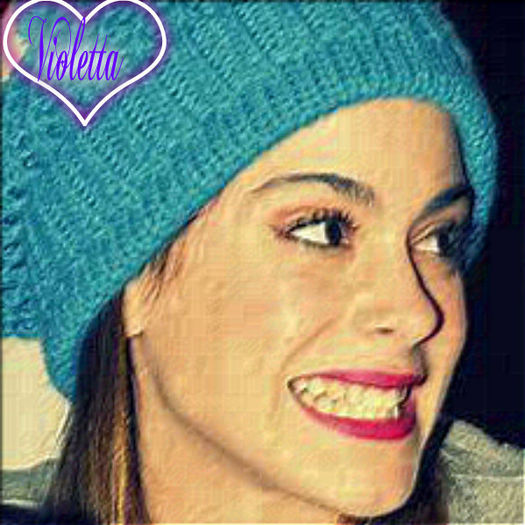 ♥ Martina Stoessel ♥ - b---------Martina Stoessel-----b