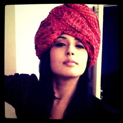 Kritika_Kamra_hot_turban - Kritika Kamra