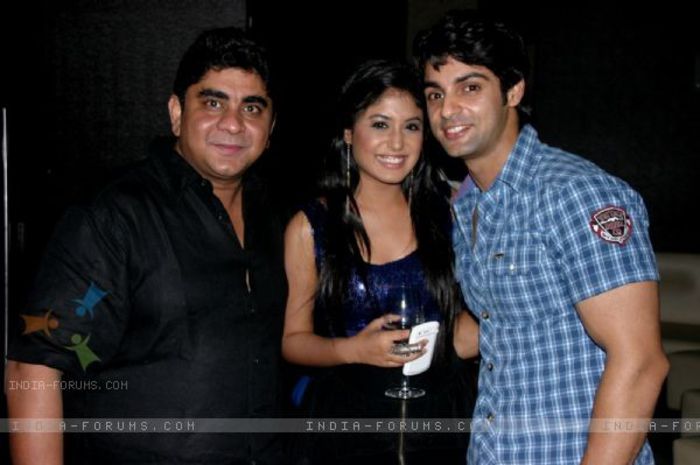 206672-rajan-shahi-and-kritika-kamra-with-karan-wahi-at-karan-wahi-bir - Kritika Kamra