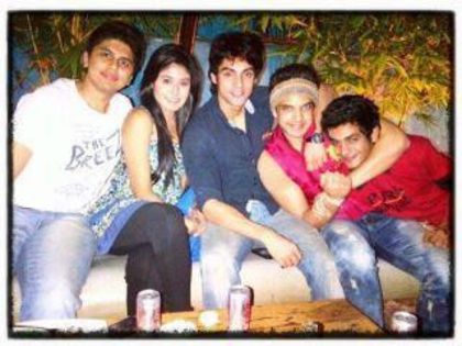 427093_10150579796862879_91706892878_8990065_137202009_n - Kritika Kamra