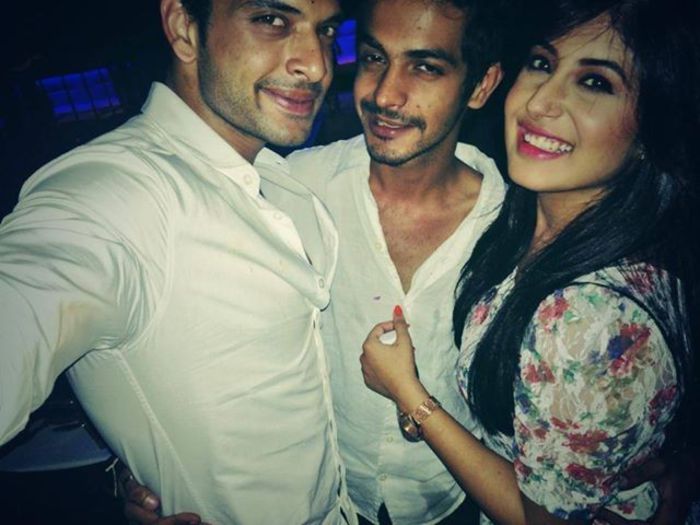 971243_10152396547886808_794579613_n