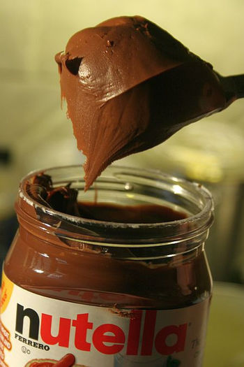 crema-de-ciocolata-nutella-ferrero - Mod de tortura