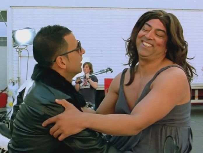 6516_264403473701912_1312402136_n - Akshay Kumar
