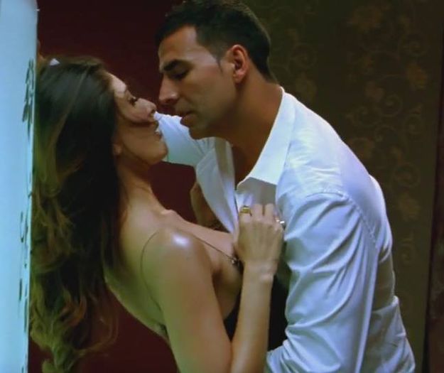 1012160_264404700368456_1231623253_n - Akshay Kumar