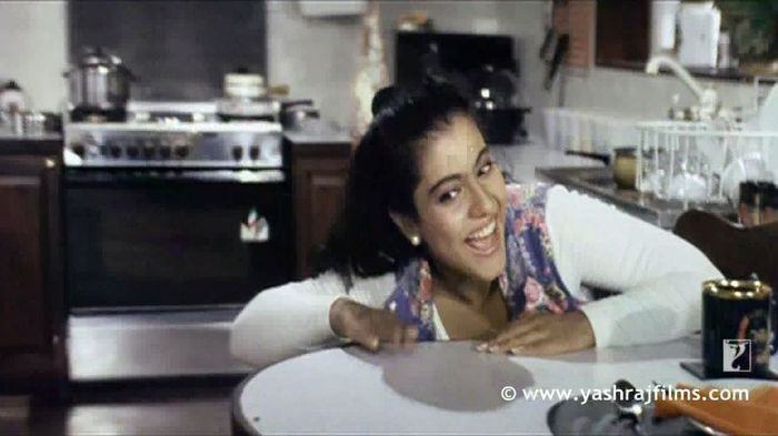 srkajol caps (206) - Kajol Devgan