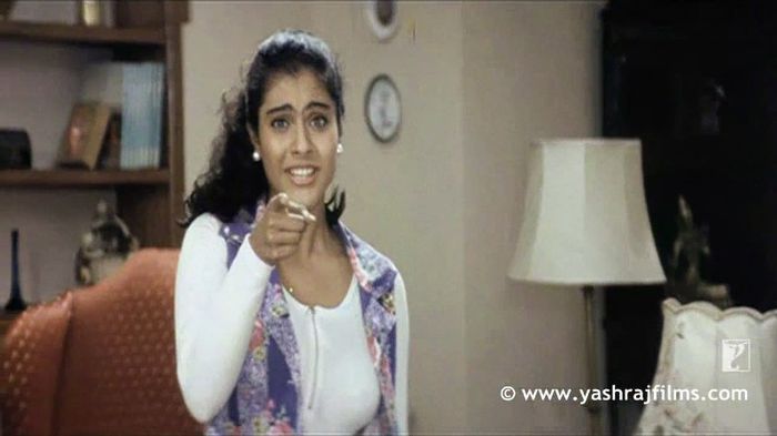 srkajol caps (208) - Kajol Devgan