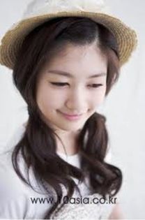 so min4 - Jung So Min