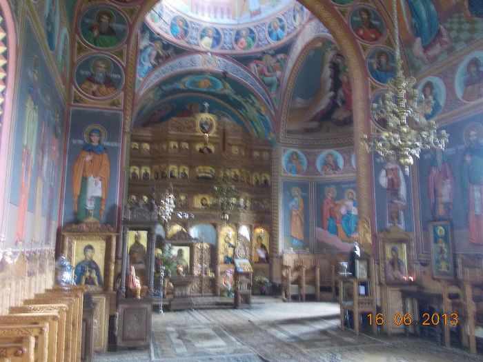 DSCN1900 - 2013-06-16 Manastirea Patrunsa