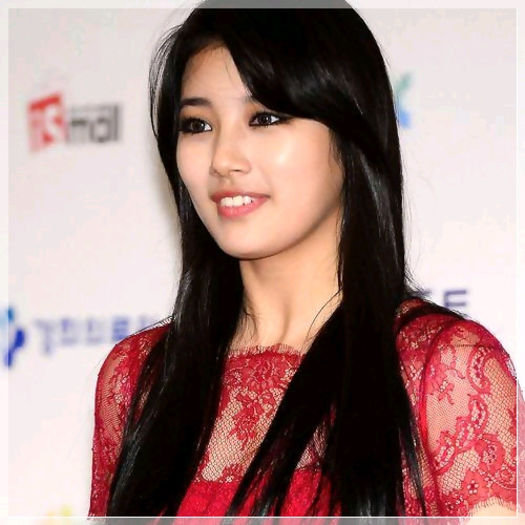 (*) ...:)) ...Eu una.. il cred pe oppa.. :-" ..