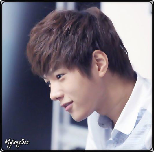 ∞ .. ^isi deschide ochisorii^ .. Nu,oppa nu vrea nimic. ;;) .. Are tot ce ii trebuie. :"> ..