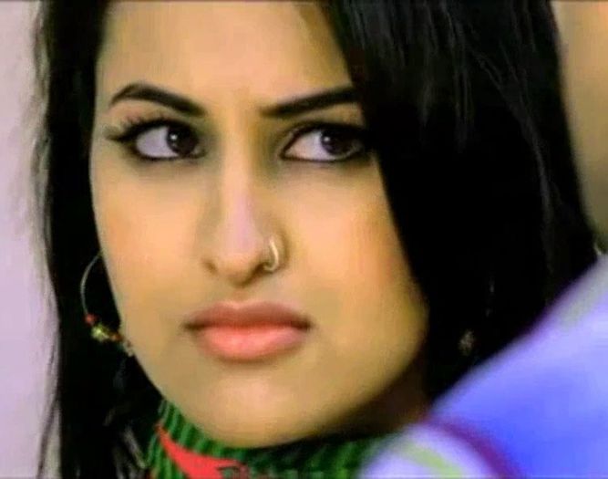 soonakshi (18)