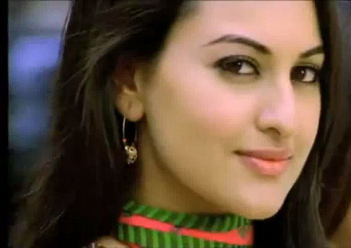 soonakshi (21)
