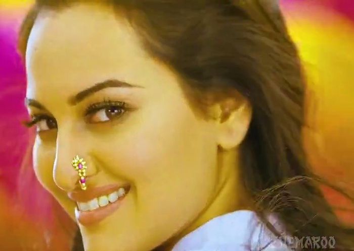 soonakshi (39)