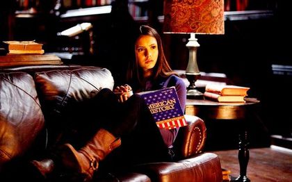 Elena-Gilbert-elena-gilbert-24786928-500-313 - hitiykghdjghd