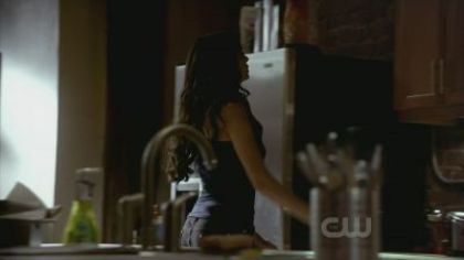 2x19-Klaus-katherine-pierce-21288538-400-225