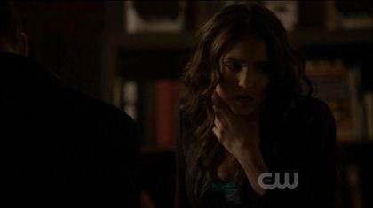 kat-2x20-katherine-pierce-21557883-449-252