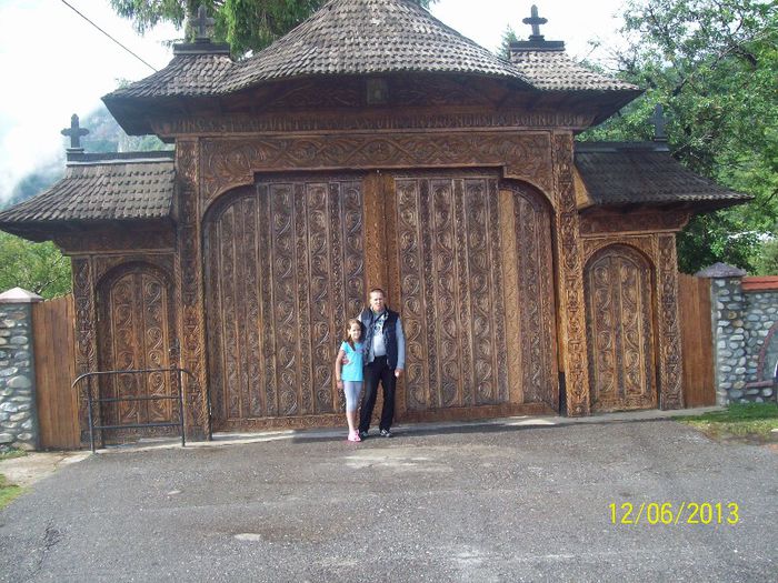 MANASTIREA POLOVRACI