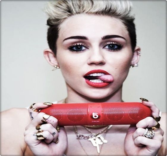 ► ► ► day 81 . - imperfections equal beauty