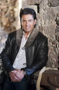 images - Fernando Colunga