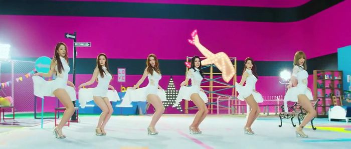 Dal-Shabet-Be-Ambitious-Look-at-My-Legs-MV-6