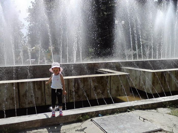 10164_596597577039514_1345688966_n