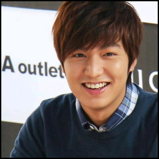 $. ..Normal ca sunt.. Sulli e aici ..^^ ..[pune plasutele pe.o masuta.. pe acolo] .. - l - x - Episodul 55 - x - l