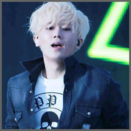 [:)] ..tot ce doriti.. bla.. bla.. bla.. [deschide sampania; stropeste pe acolo] .. - l - x - Episodul 55 - x - l