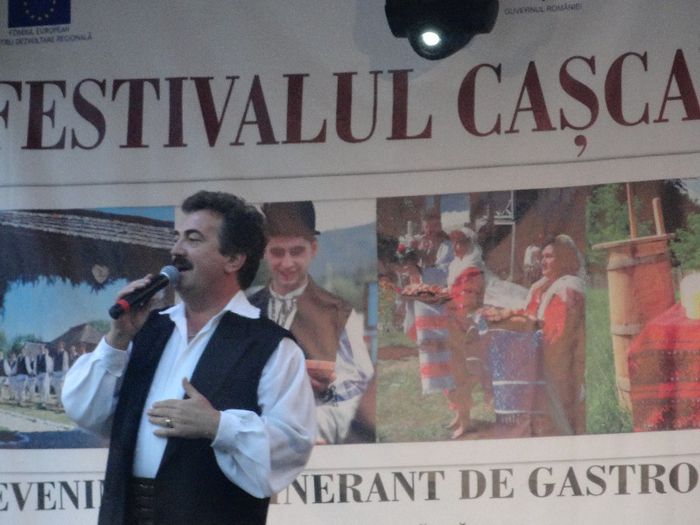 DSC07155 - festivalul cascavalului de bradulet 2013