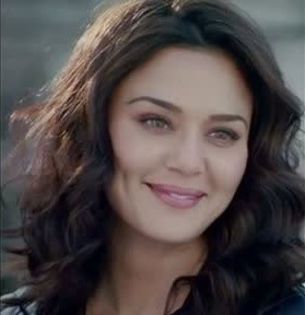 ishkq in paris caps (7)