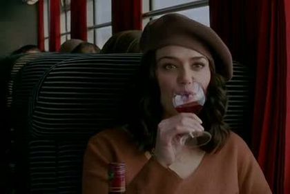 ishkq in paris caps (29)