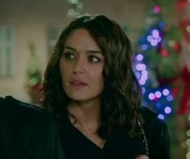 ishkq in paris caps (79)