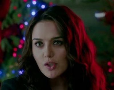 ishkq in paris caps (81)