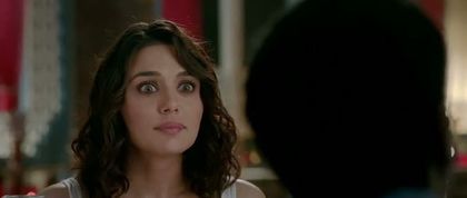 ishkq in paris caps (115)