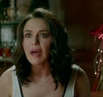 ishkq in paris caps (150) - Preity Zinta 09