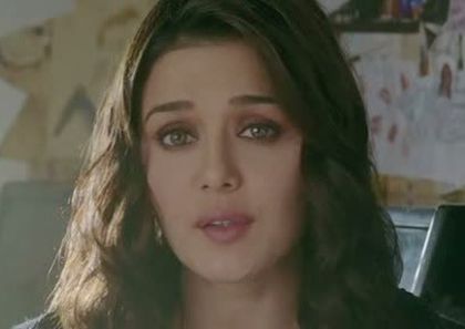 ishkq in paris caps (180) - Preity Zinta 09