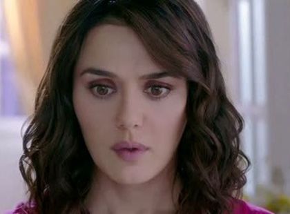 ishkq in paris caps (214) - Preity Zinta 09