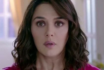 ishkq in paris caps (215) - Preity Zinta 09
