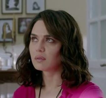 ishkq in paris caps (222) - Preity Zinta 09