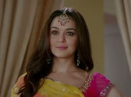 ishkq in paris caps (236)