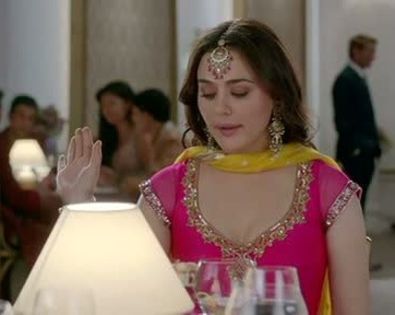 ishkq in paris caps (256) - Preity Zinta 09