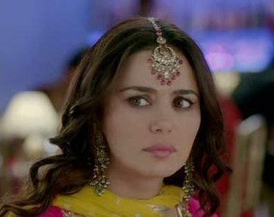 ishkq in paris caps (260) - Preity Zinta 09