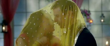 ishkq in paris caps (278) - Preity Zinta 09
