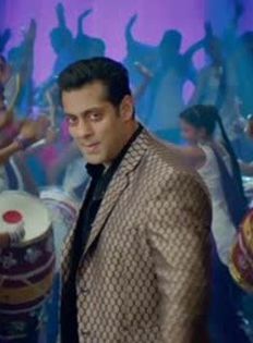 ishkq in paris caps (279) - Preity Zinta 09