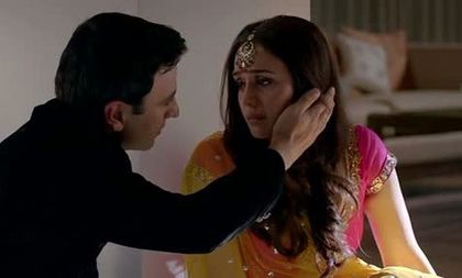 ishkq in paris caps (282) - Preity Zinta 09