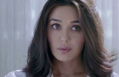 ishkq in paris caps (290) - Preity Zinta 09