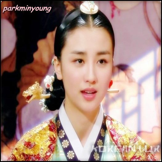 ►  Printii , inca sunt prea mici. Va ve-ti insela daca alegeti un print de acum.