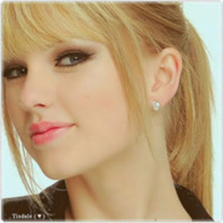 30461123 - Poze glitter cu Taylor Swift