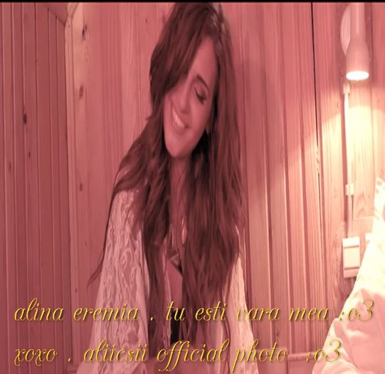 ;; pa iubile ;3 #andlei ;3 + ce faci, fa? :)) - ioana _ ROOM - xo